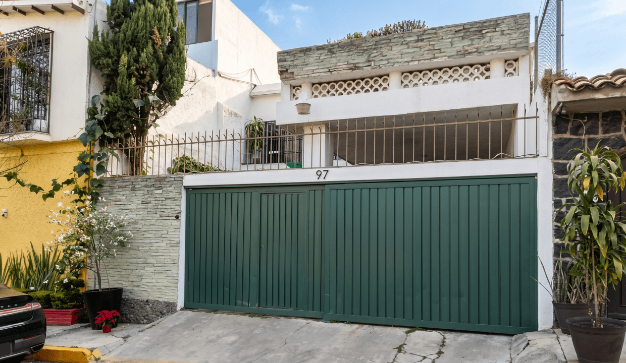 casa sola las aguilas cdmx
