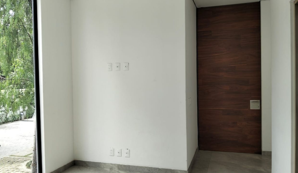 c13